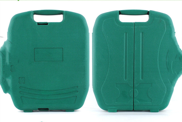 
                  
                    Green carrying case for 27-piece Car Emergency Tool Kit.
                  
                